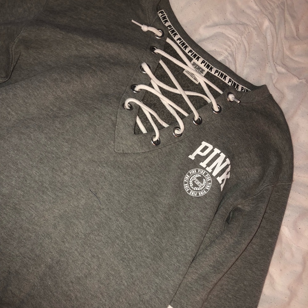 VS PINK crew neck *SOLD*